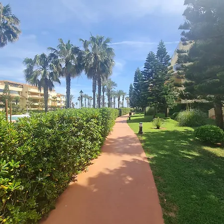 Romana Con Piscina Privada Y Vistas Al Jardin *